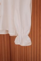 Camisa de criança em algodão de gola de folhos