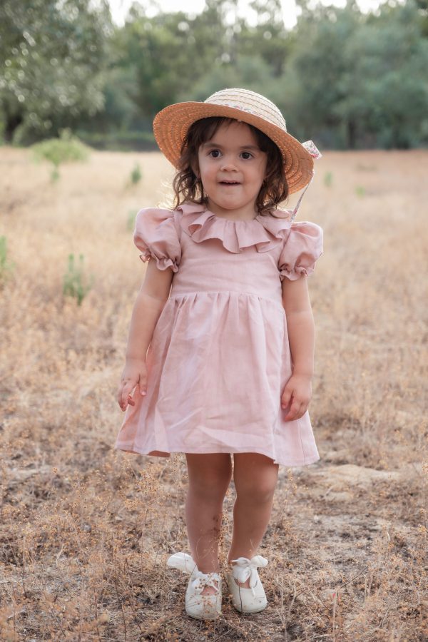 Vestido de criança em linho com gola de folhos c/manga curta